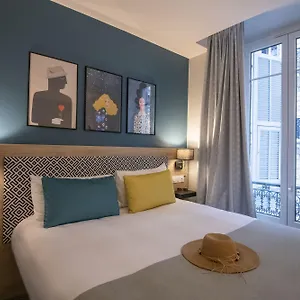 3* Otel Bristol