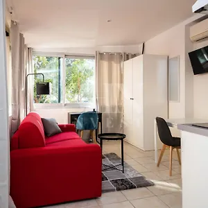 Appartement Cassin - Next To Tramway Line 2 Near Airport, Nice